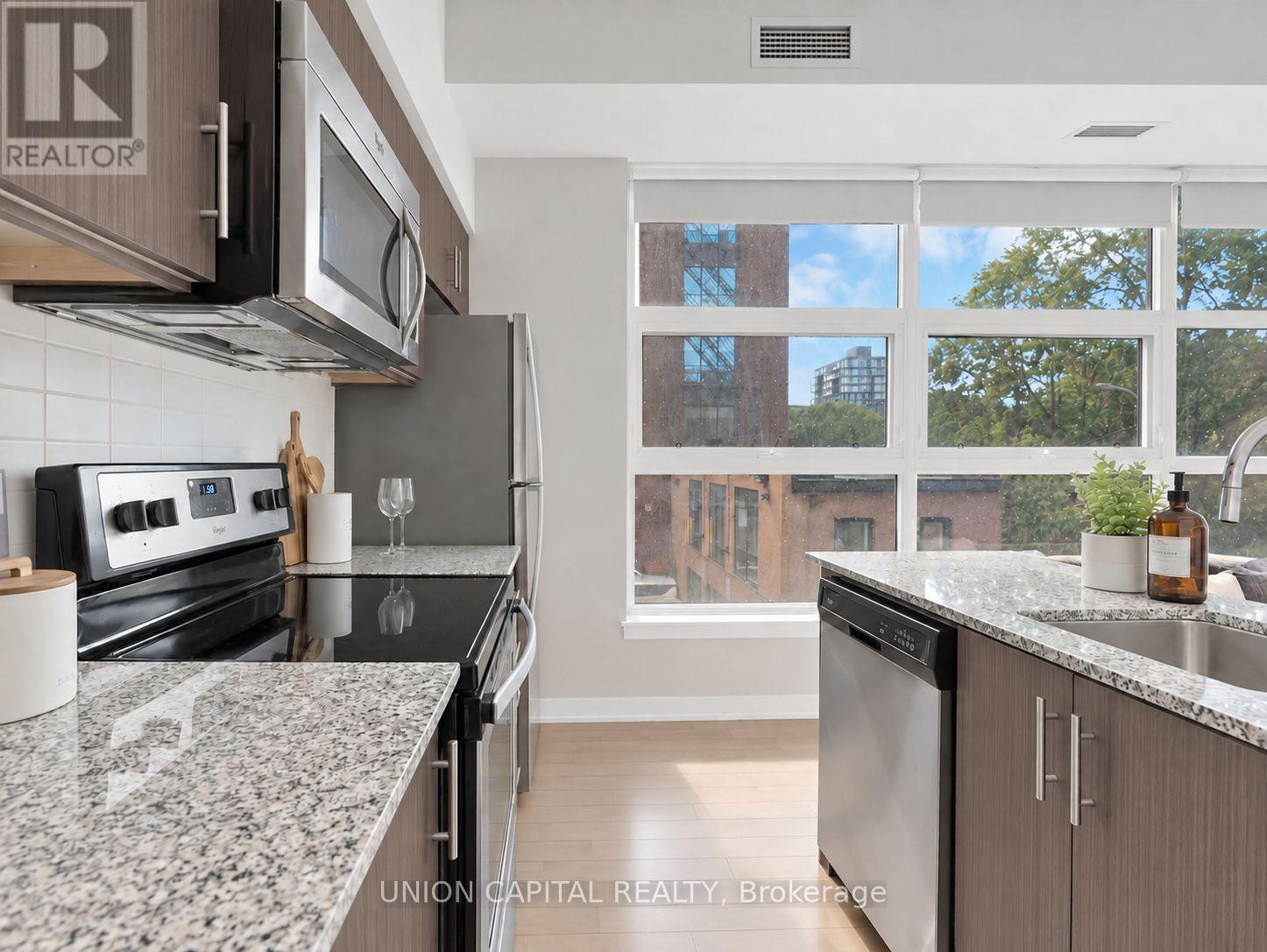 202 - 10 Willison Square, Toronto (kensington-chinatown), Ontario