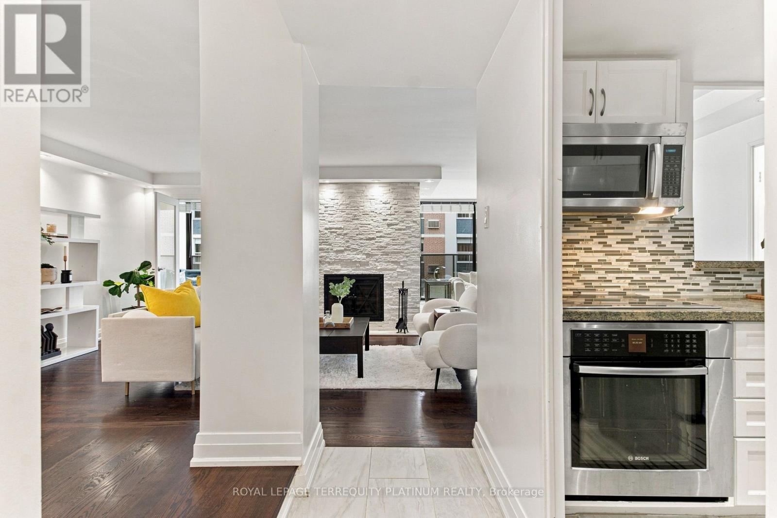 203 - 70 Montclair Avenue, Toronto (forest Hill South), Ontario