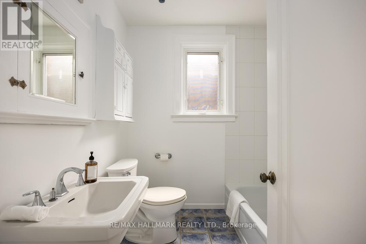 167 Welland Avenue, Toronto (rosedale-moore Park), Ontario