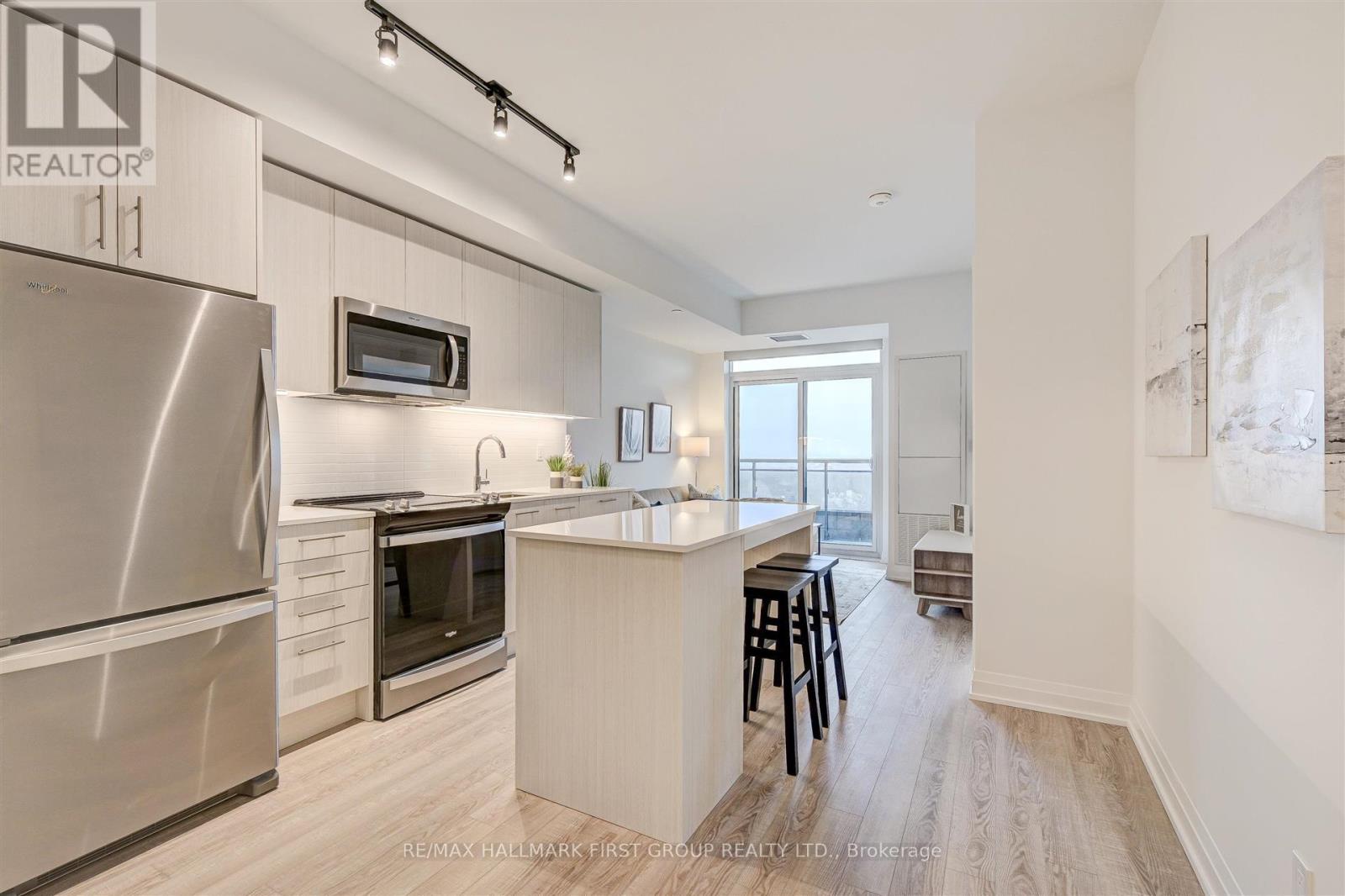 1017 - 286 Main Street, Toronto (east End-danforth), Ontario