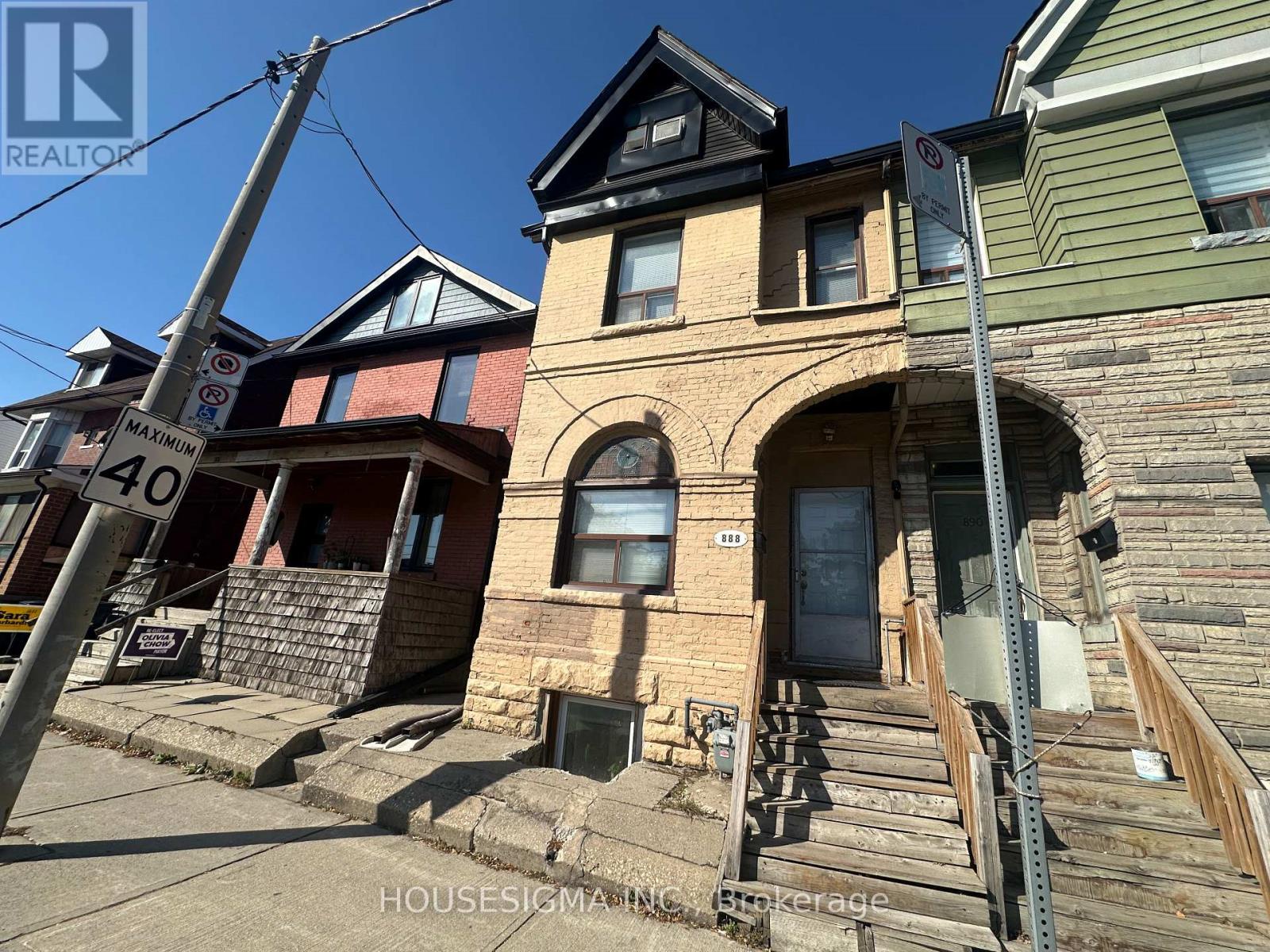 888 Dundas Street E, Toronto (south Riverdale), Ontario