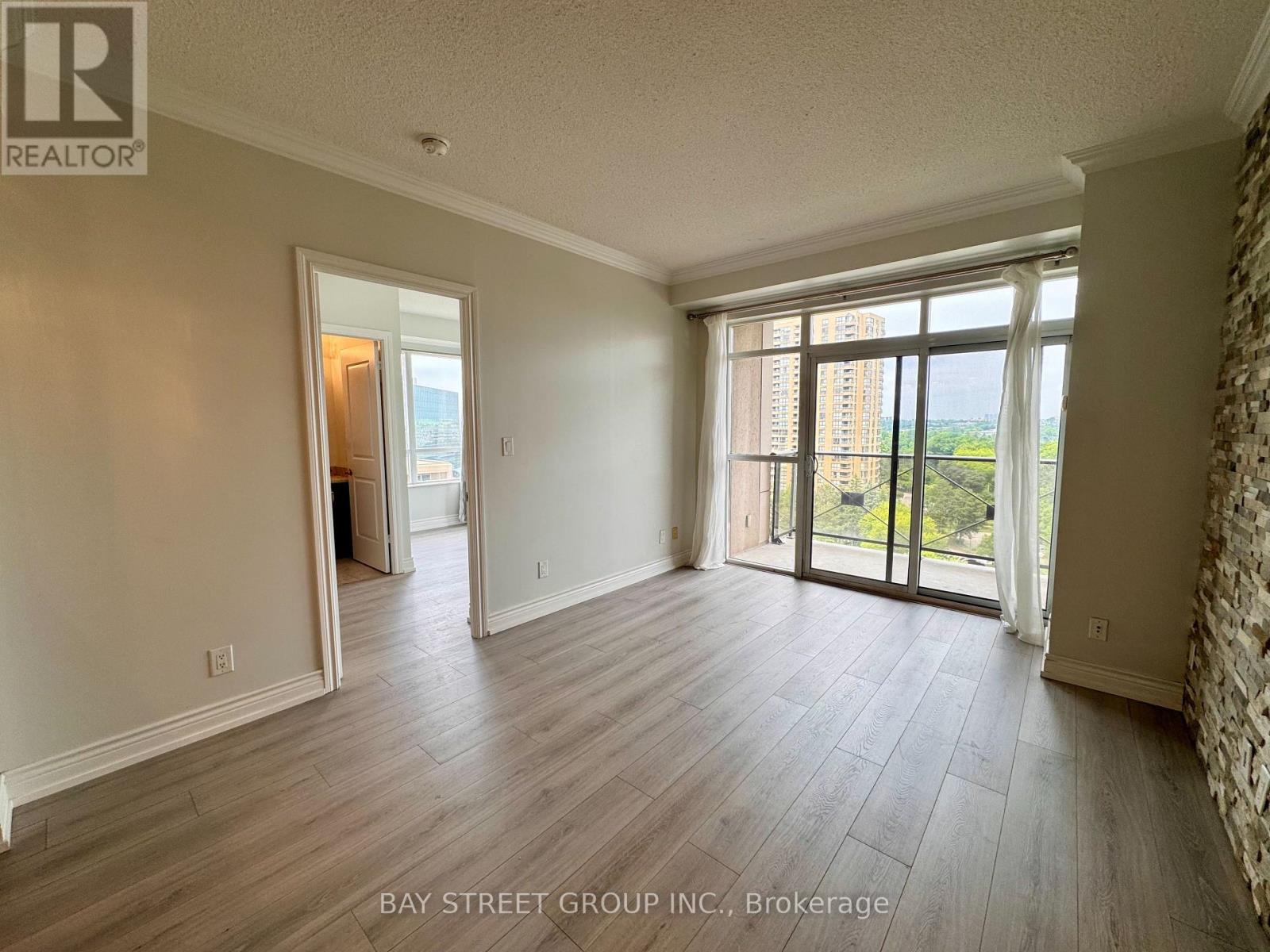 1008 - 133 Wynford Drive, Toronto (banbury-don Mills), Ontario
