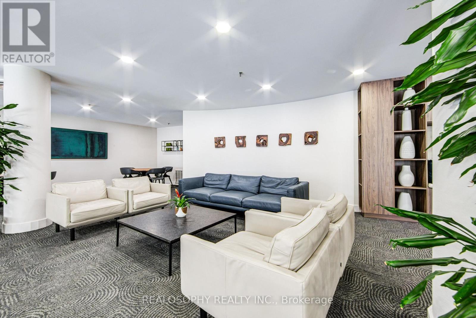 756 - 24 Southport Street, Toronto (high Park-swansea), Ontario