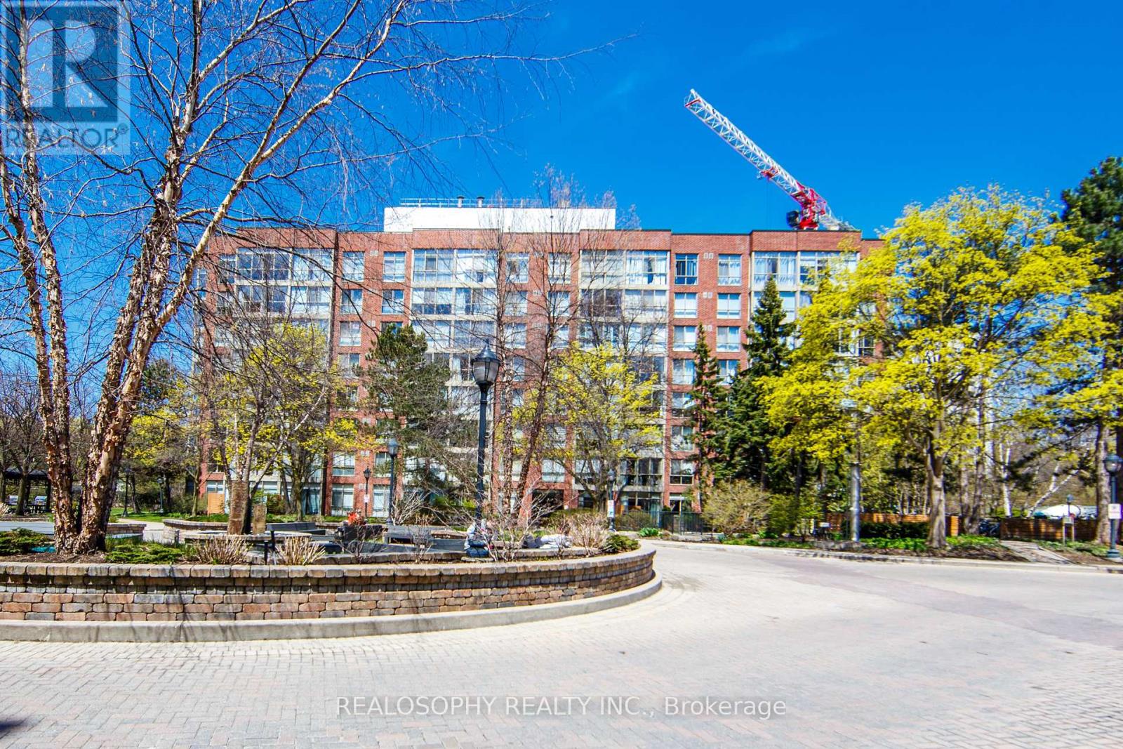 756 - 24 Southport Street, Toronto (high Park-swansea), Ontario