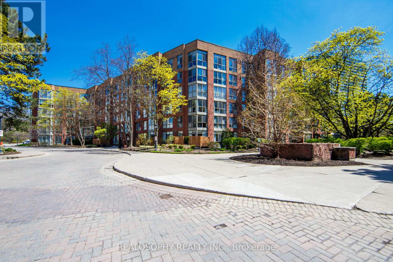 756 - 24 Southport Street, Toronto (high Park-swansea), Ontario