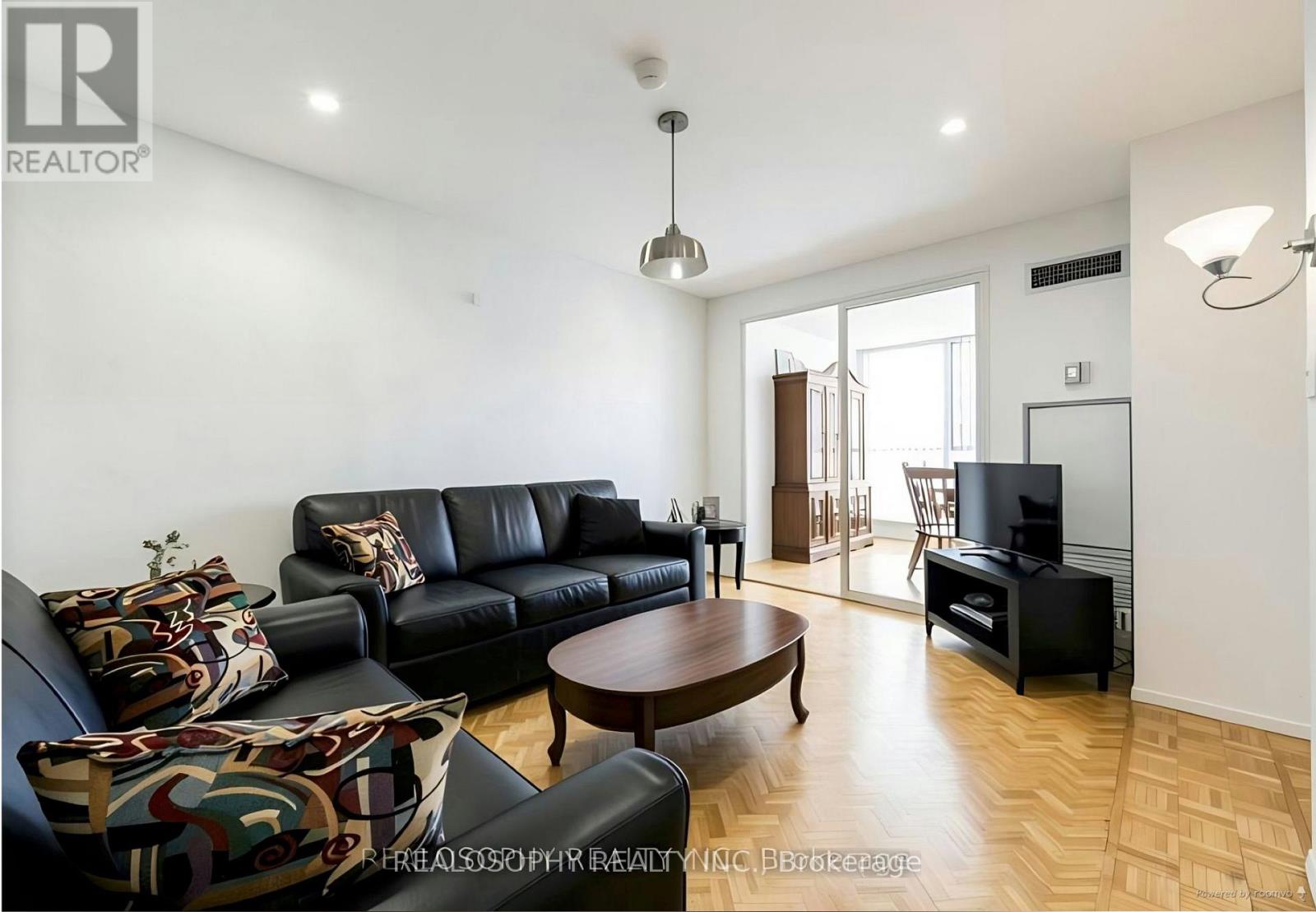 756 - 24 Southport Street, Toronto (high Park-swansea), Ontario
