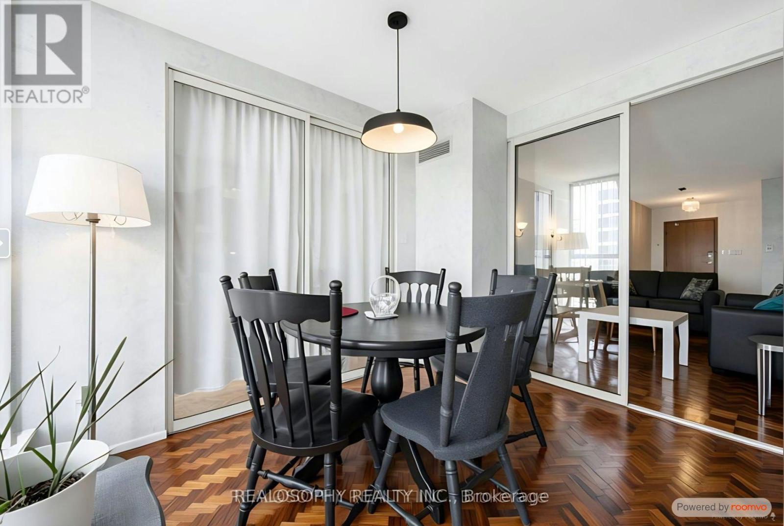 756 - 24 Southport Street, Toronto (high Park-swansea), Ontario