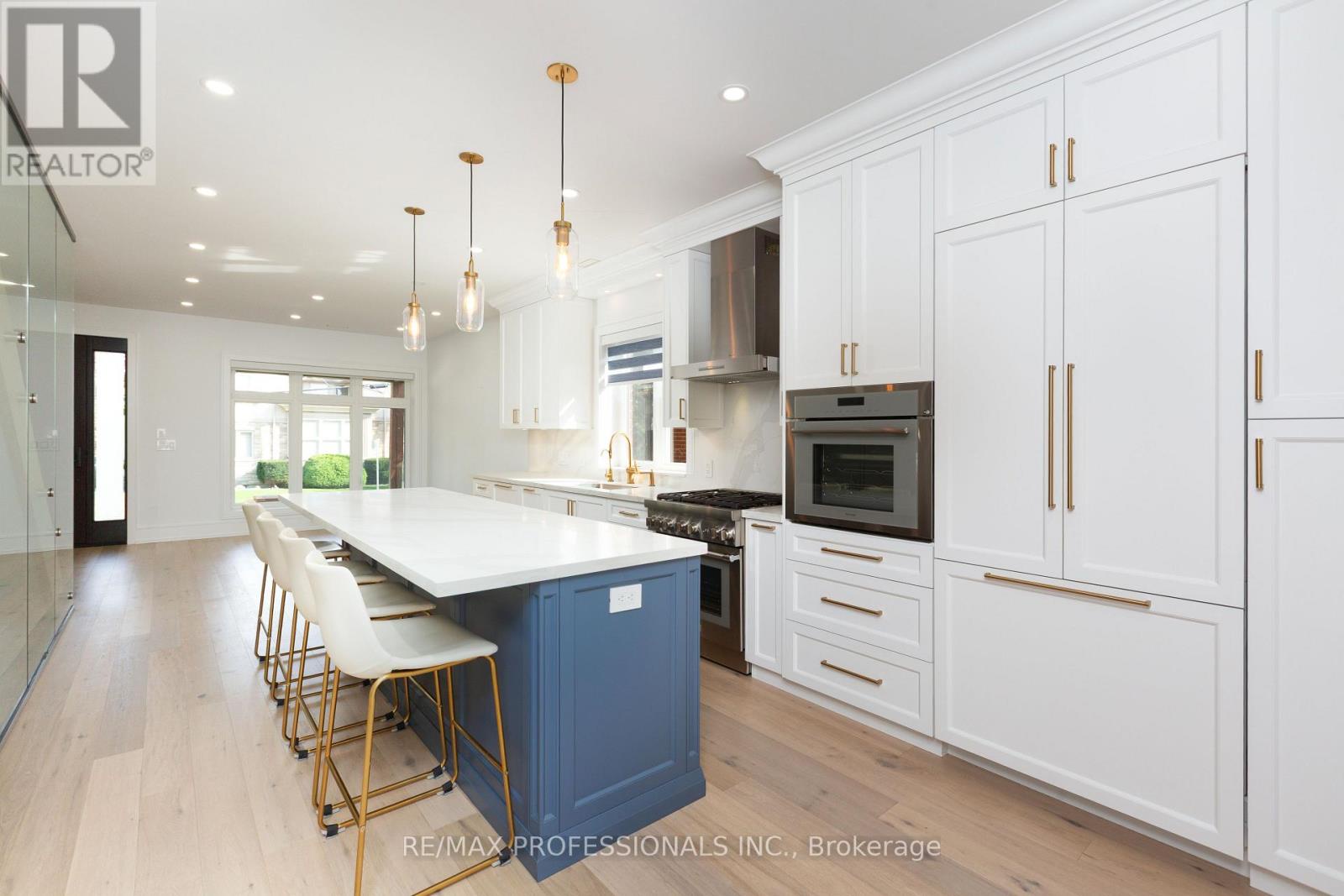 28 Martin Grove Road, Toronto (islington-city Centre West), Ontario