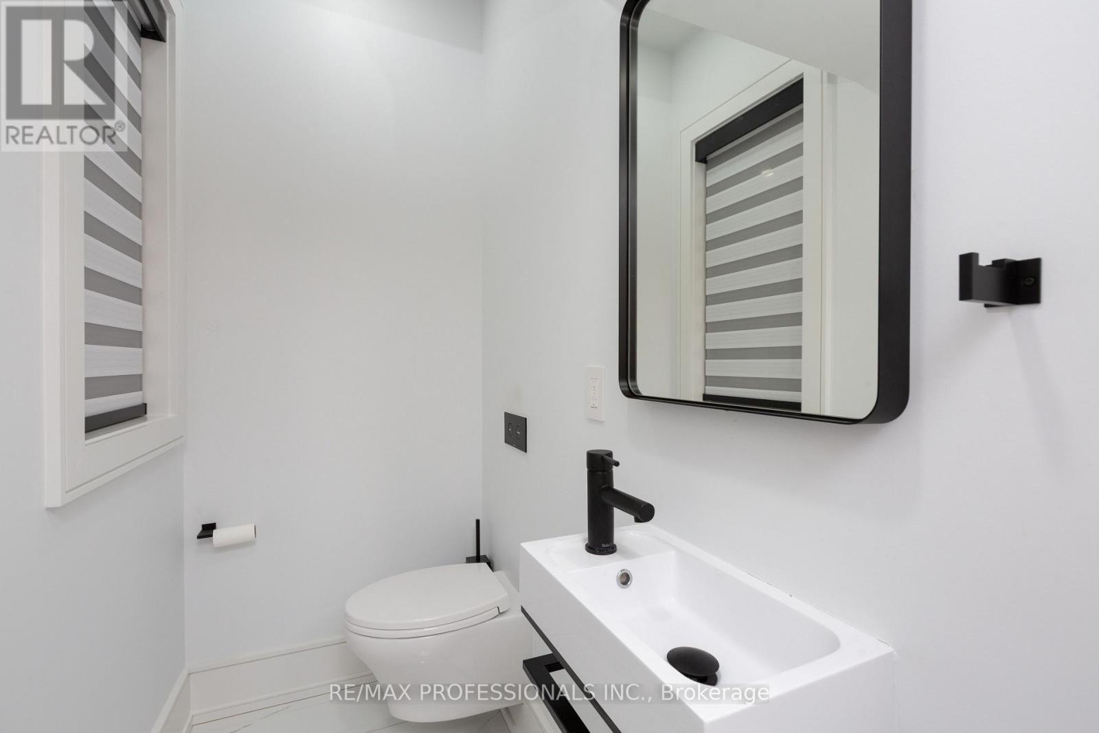 28 Martin Grove Road, Toronto (islington-city Centre West), Ontario