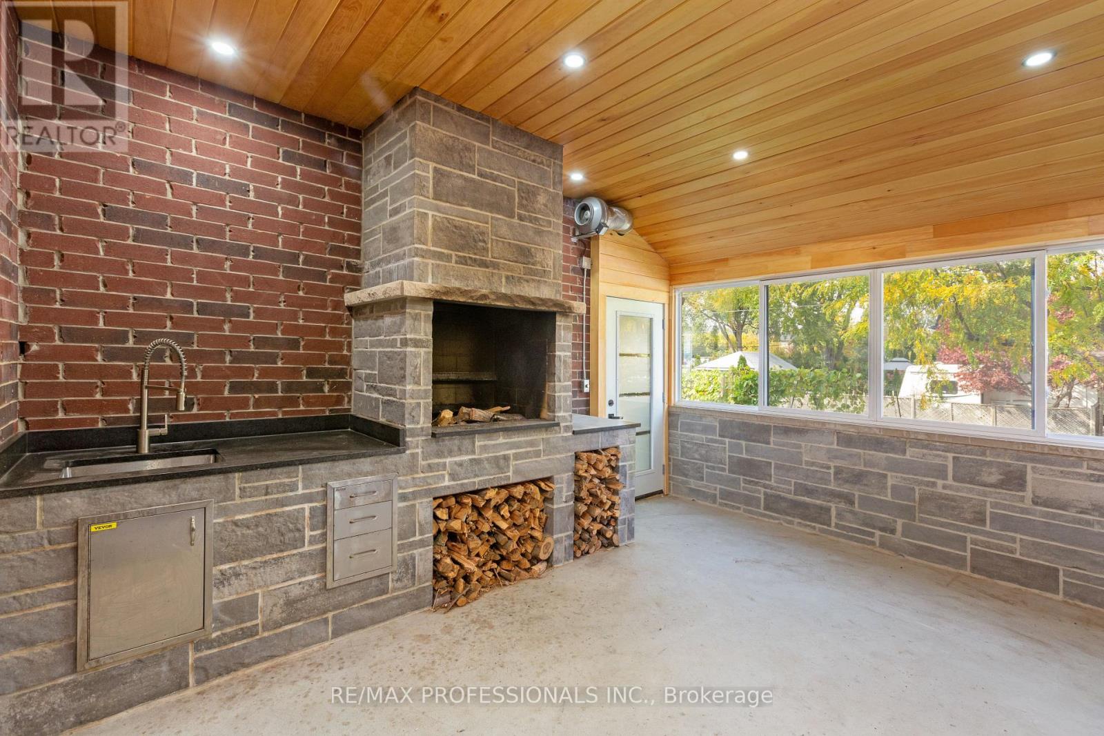 28 Martin Grove Road, Toronto (islington-city Centre West), Ontario