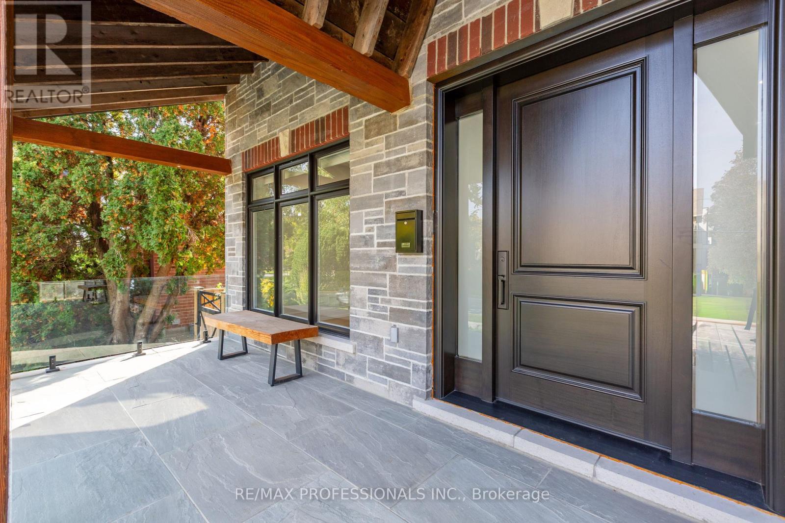 28 Martin Grove Road, Toronto (islington-city Centre West), Ontario