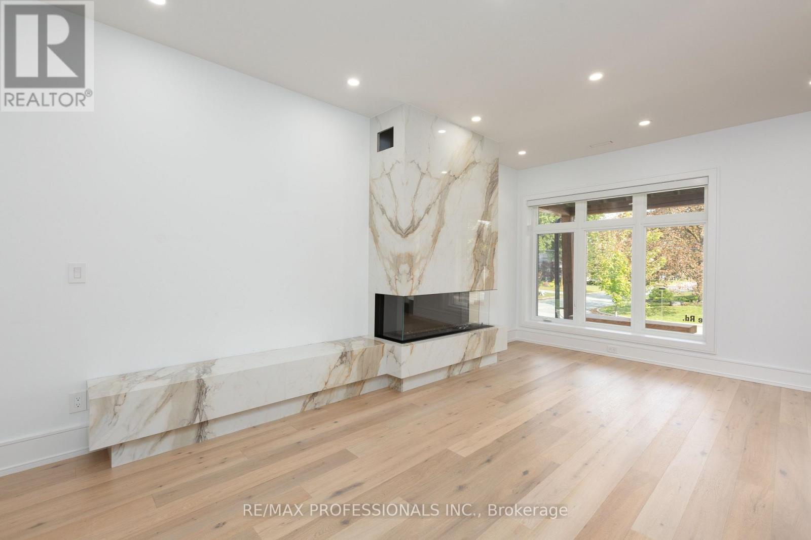 28 Martin Grove Road, Toronto (islington-city Centre West), Ontario