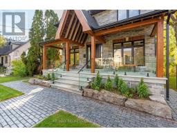28 MARTIN GROVE ROAD