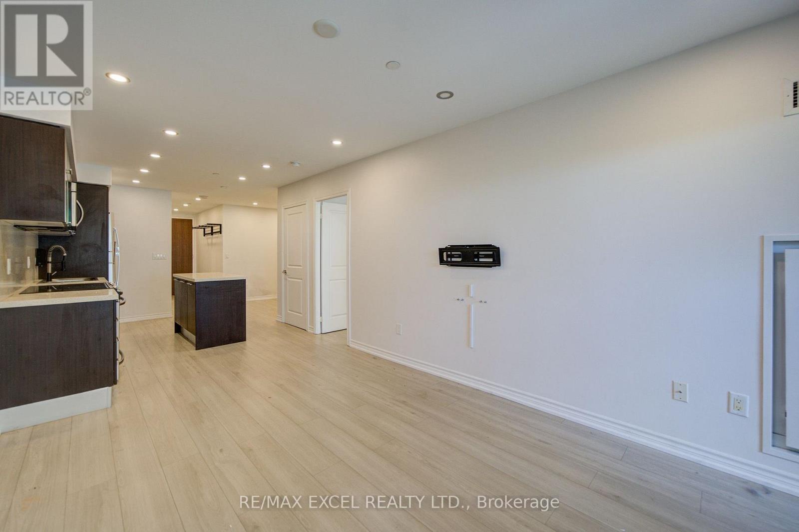 503 - 386 Yonge Street, Toronto (bay Street Corridor), Ontario