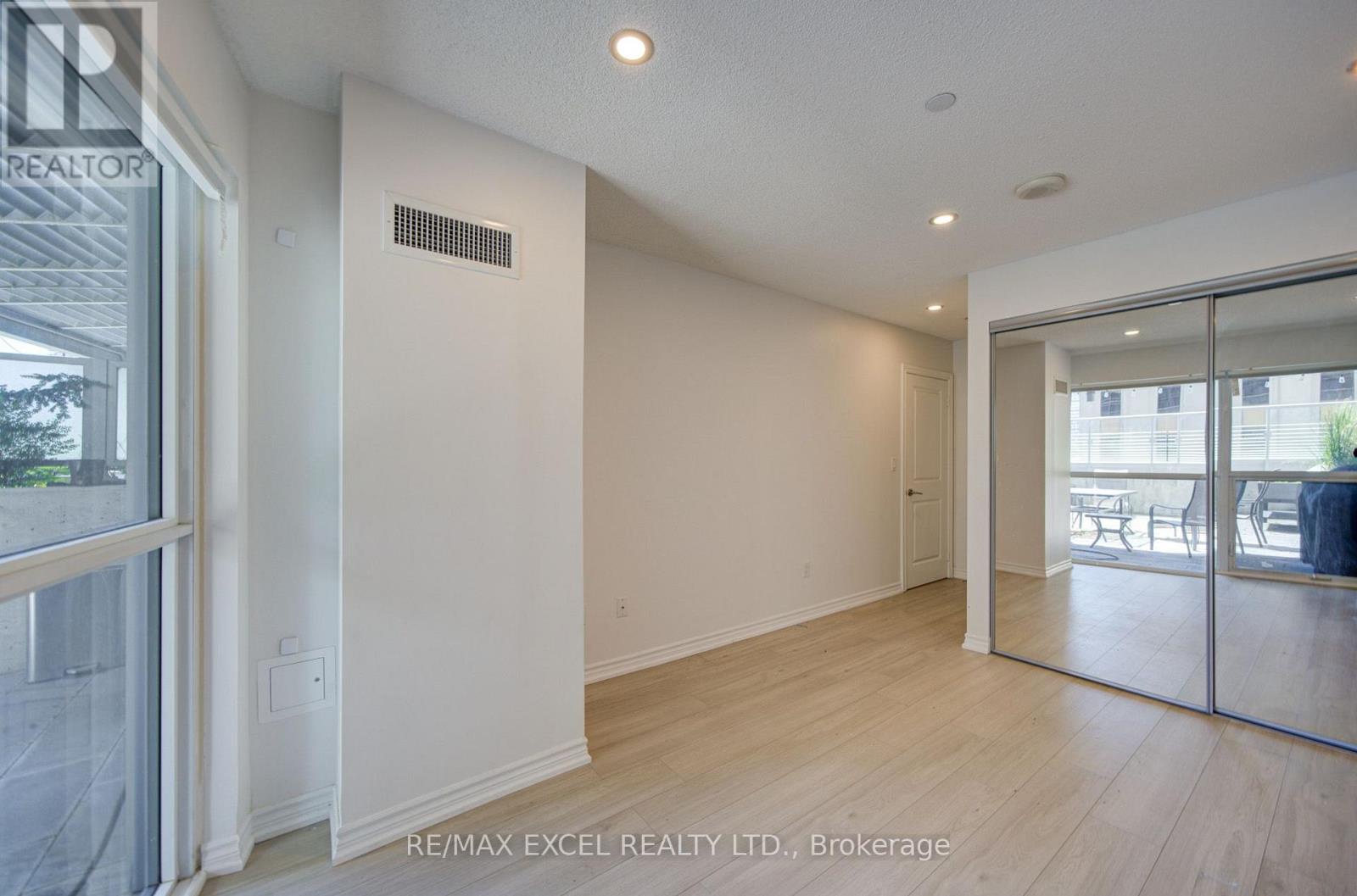 503 - 386 Yonge Street, Toronto (bay Street Corridor), Ontario