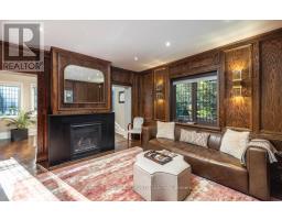 1 BRYCE AVENUE