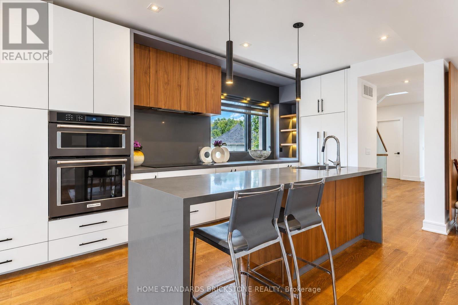 7 Heather Street, Toronto (lawrence Park South), Ontario