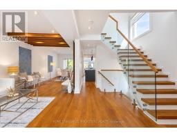 7 HEATHER STREET
