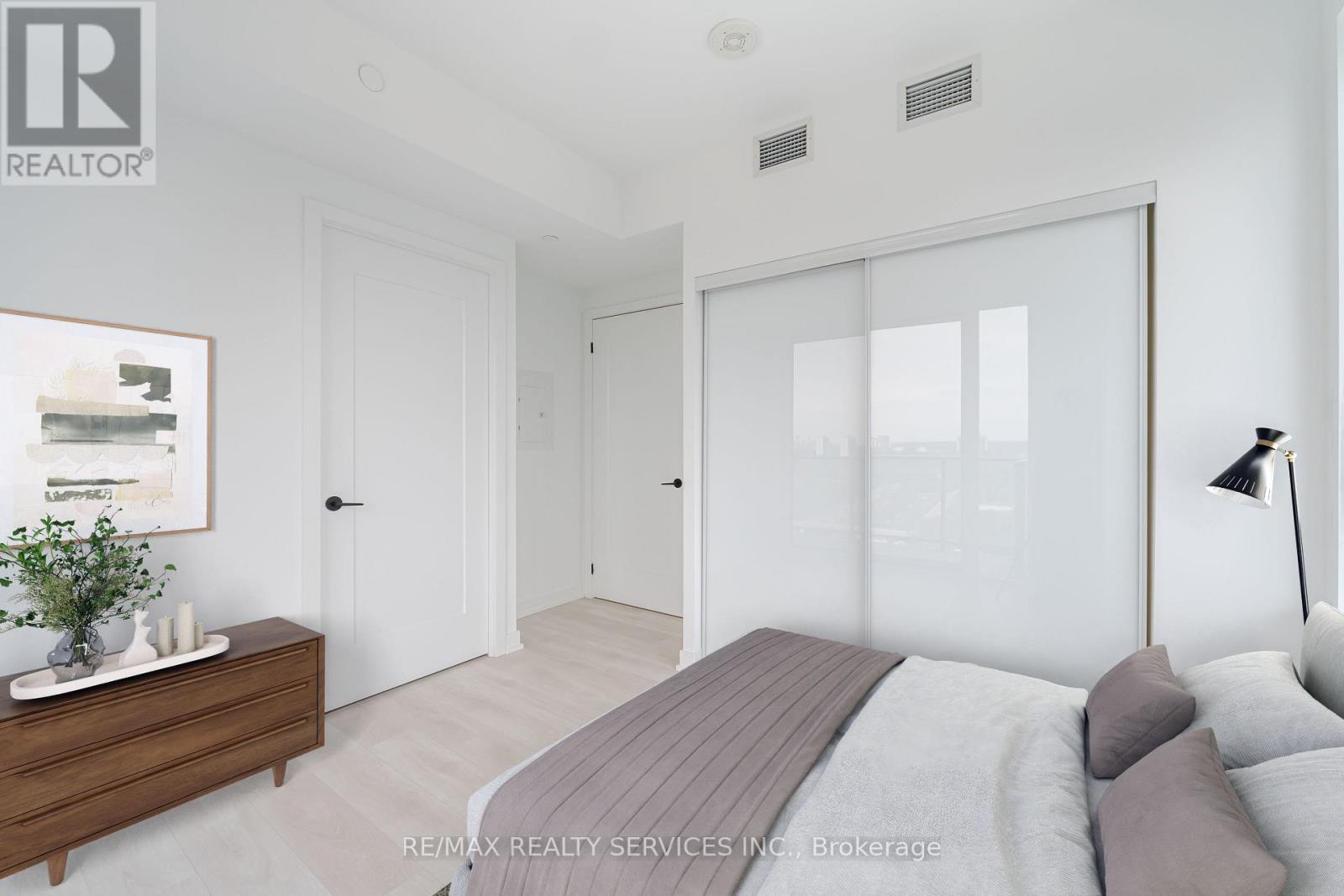 2208 - 5 Defries Street, Toronto (regent Park), Ontario