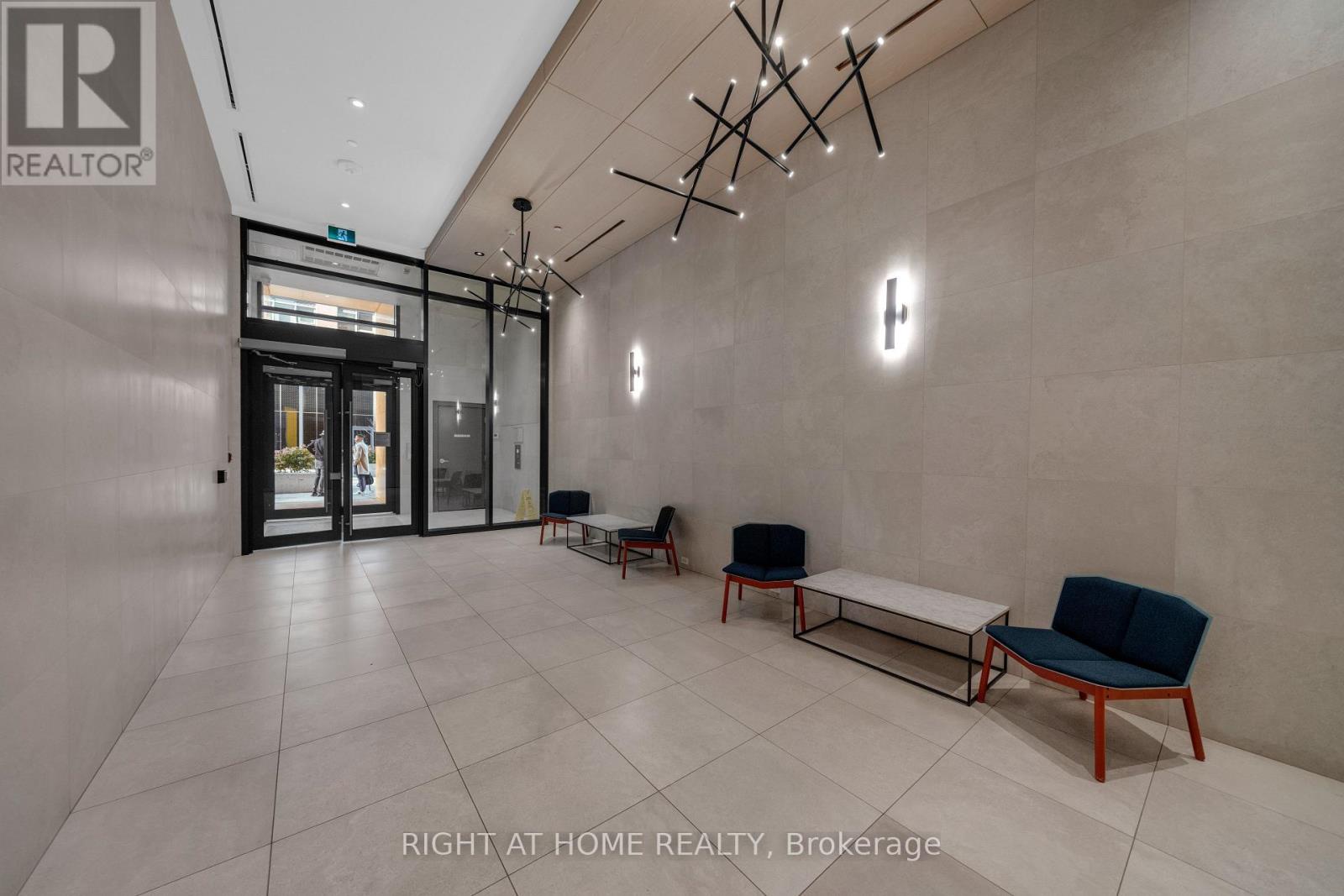 1002 - 45 Baseball Place, Toronto (south Riverdale), Ontario