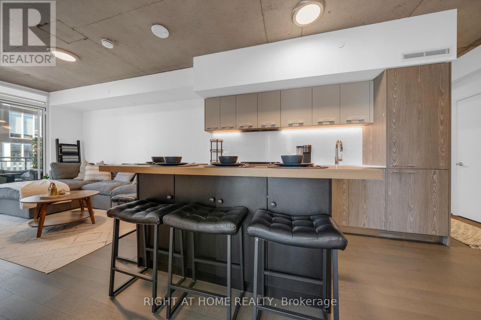 1002 - 45 Baseball Place, Toronto (south Riverdale), Ontario