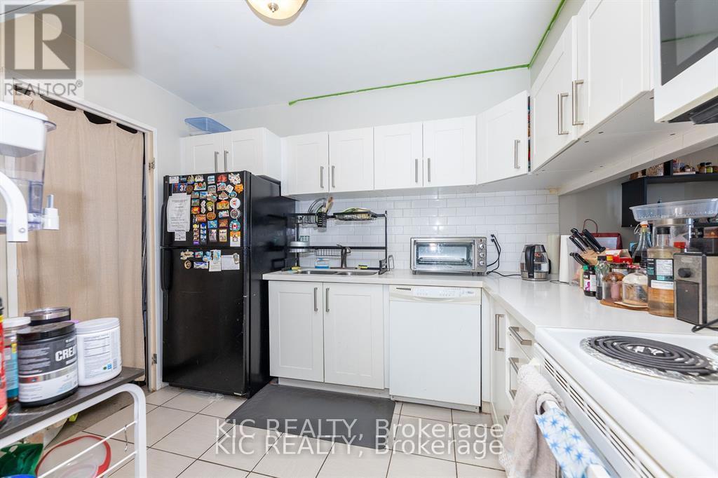 1507 - 238 Albion Road, Toronto (elms-old Rexdale), Ontario