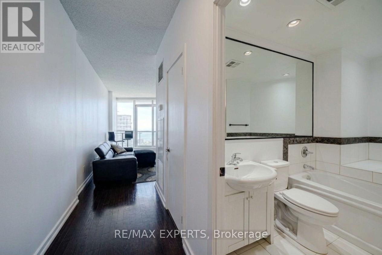 2905 - 8 York Street, Toronto (waterfront Communities), Ontario