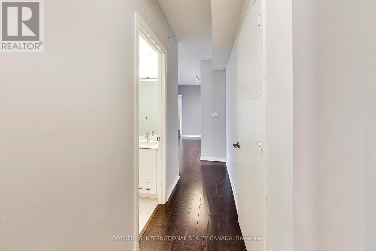 1122 - 460 Adelaide Street E, Toronto (moss Park), Ontario