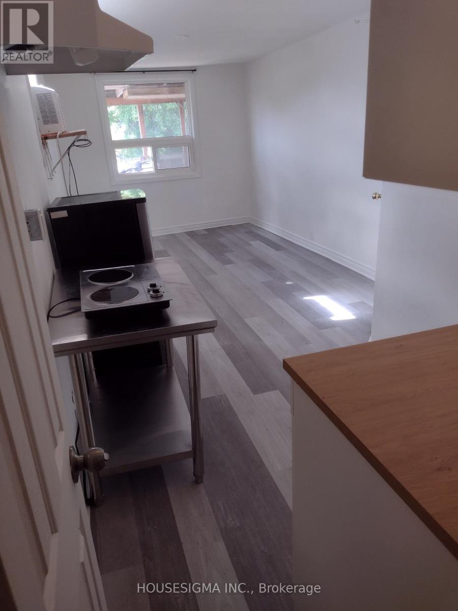 888 Dundas Street E, Toronto (south Riverdale), Ontario
