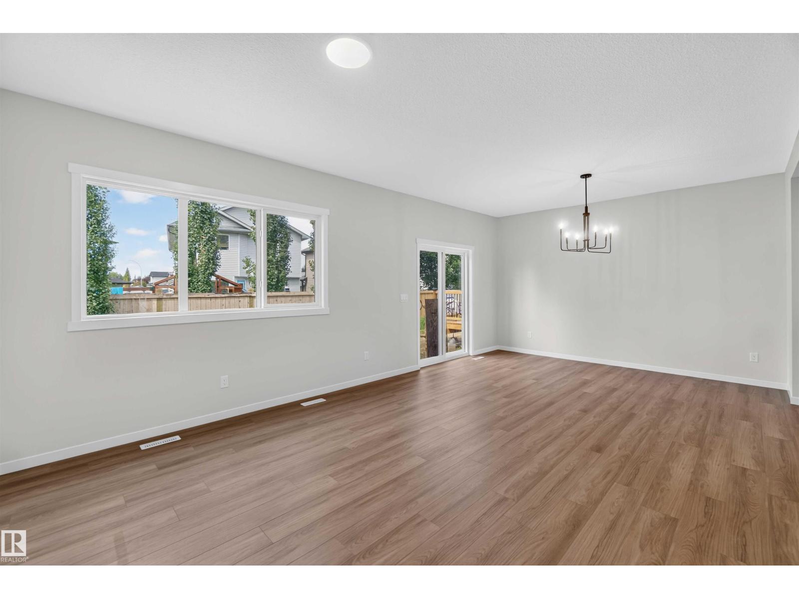 5 Emerson Ld, Spruce Grove, Alberta