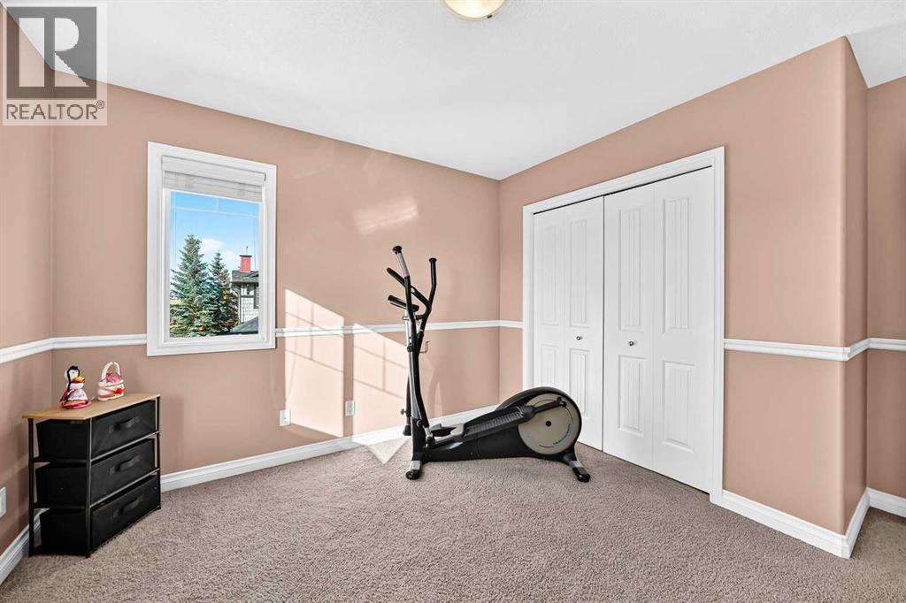 148 Springmere Grove, Chestermere, Alberta