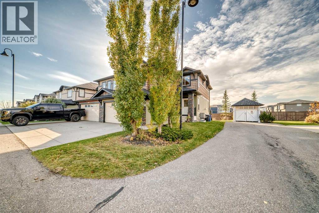 148 Springmere Grove, Chestermere, Alberta