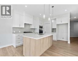 322 Hotchkiss Common SE