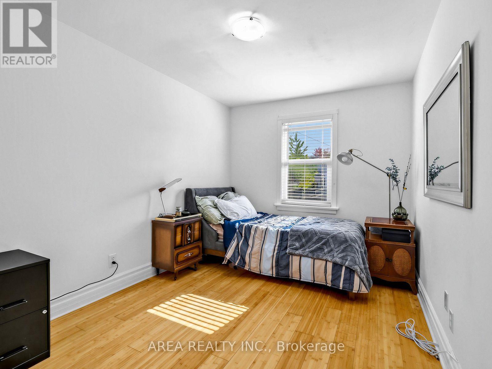 867 Glencairn Avenue, Toronto (yorkdale-glen Park), Ontario