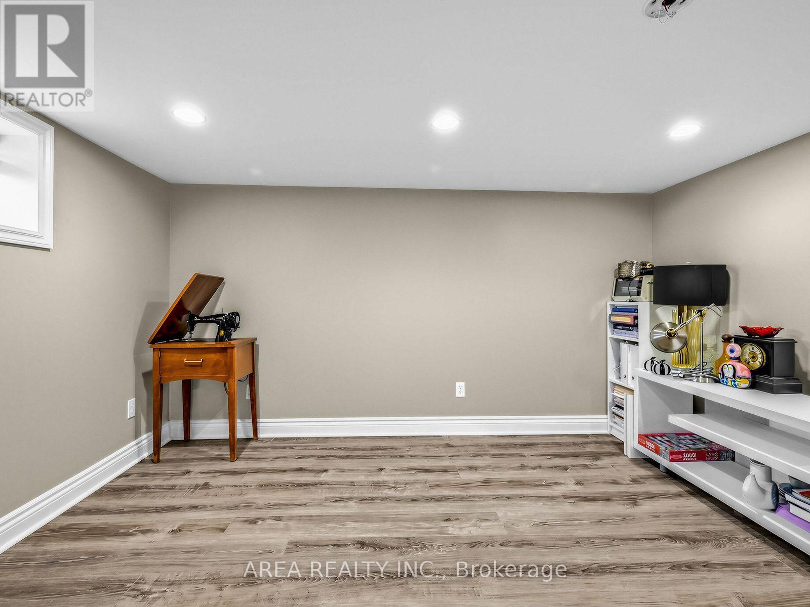 867 Glencairn Avenue, Toronto (yorkdale-glen Park), Ontario