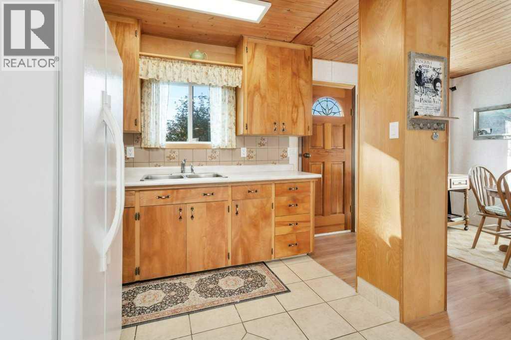 4910 56 Avenue, Rimbey, Alberta