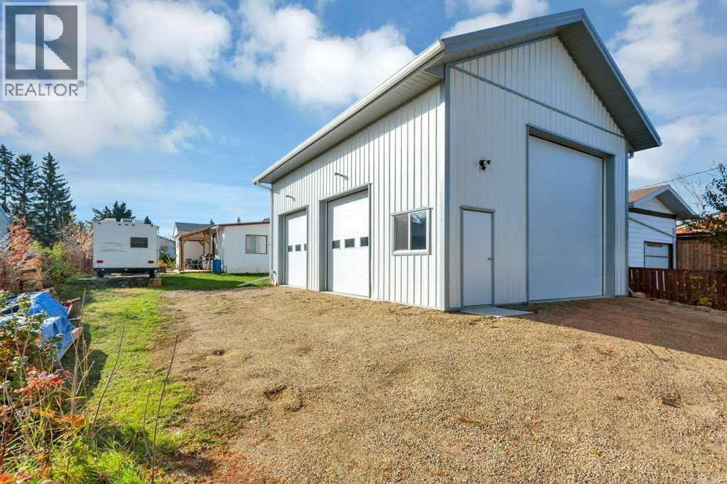4910 56 Avenue, Rimbey, Alberta