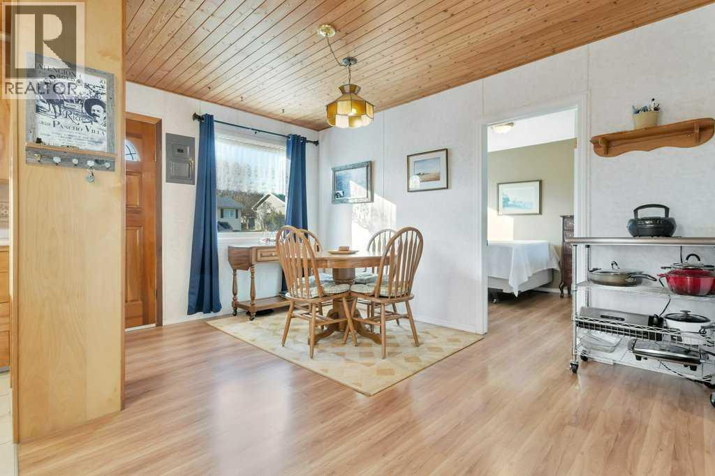 4910 56 Avenue, Rimbey, Alberta