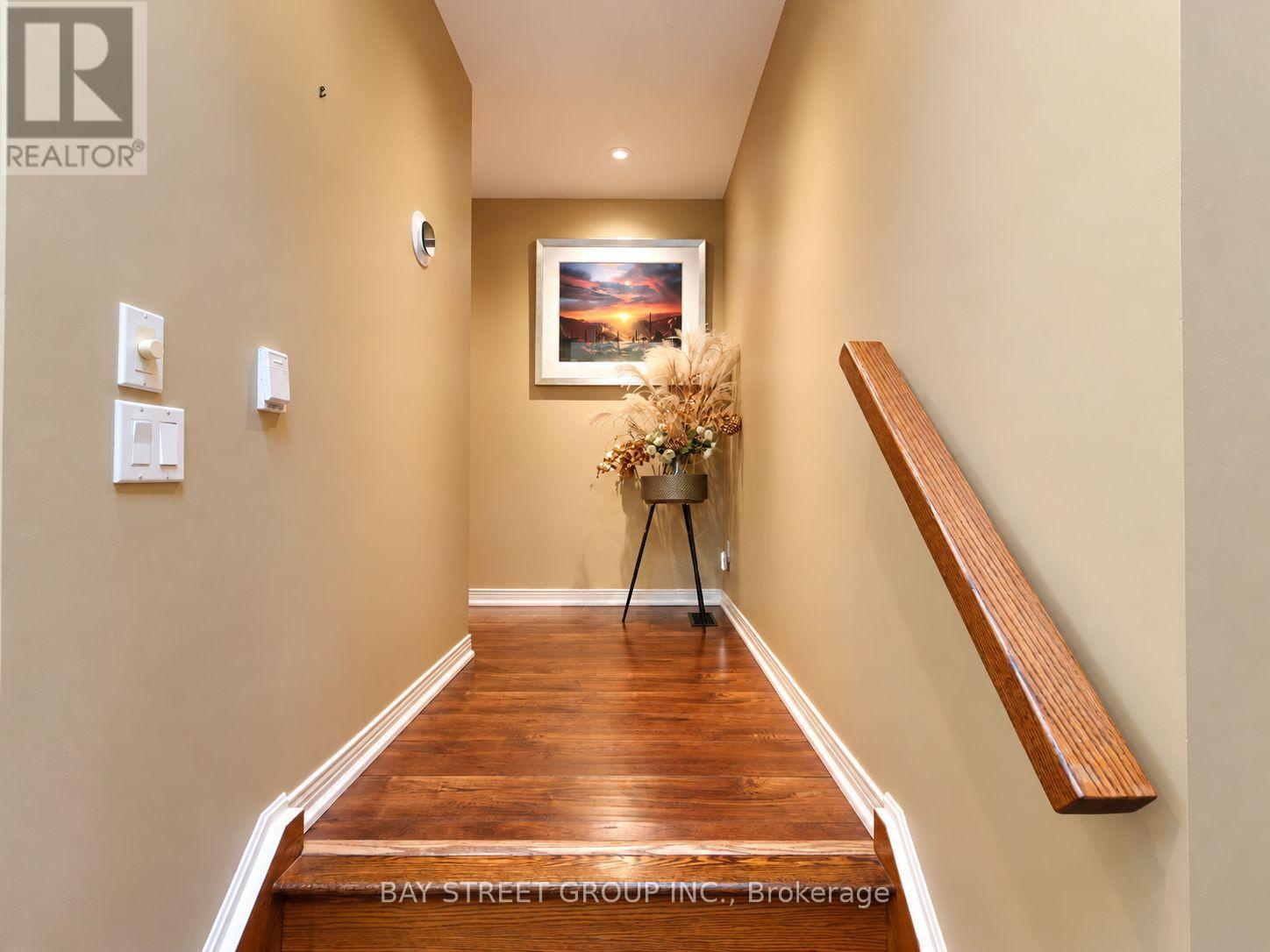 111 Fred Varley Drive, Markham (unionville), Ontario