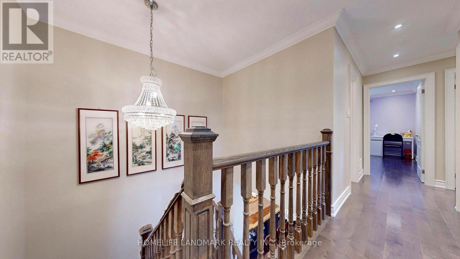 4 Bishop Crescent, Markham (markham Village), Ontario