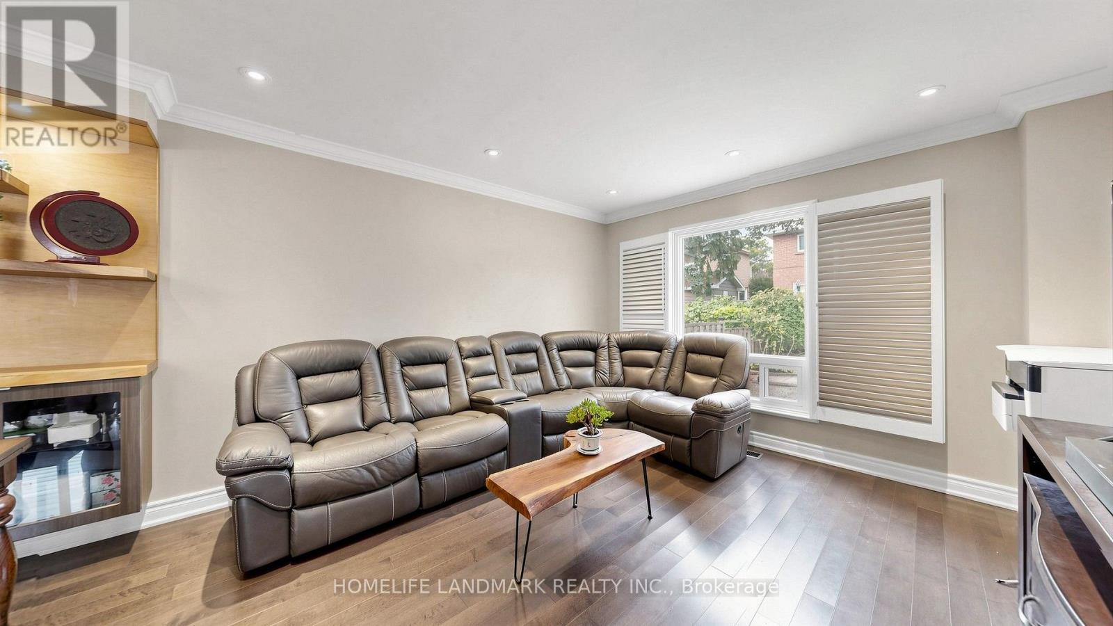 4 Bishop Crescent, Markham (markham Village), Ontario