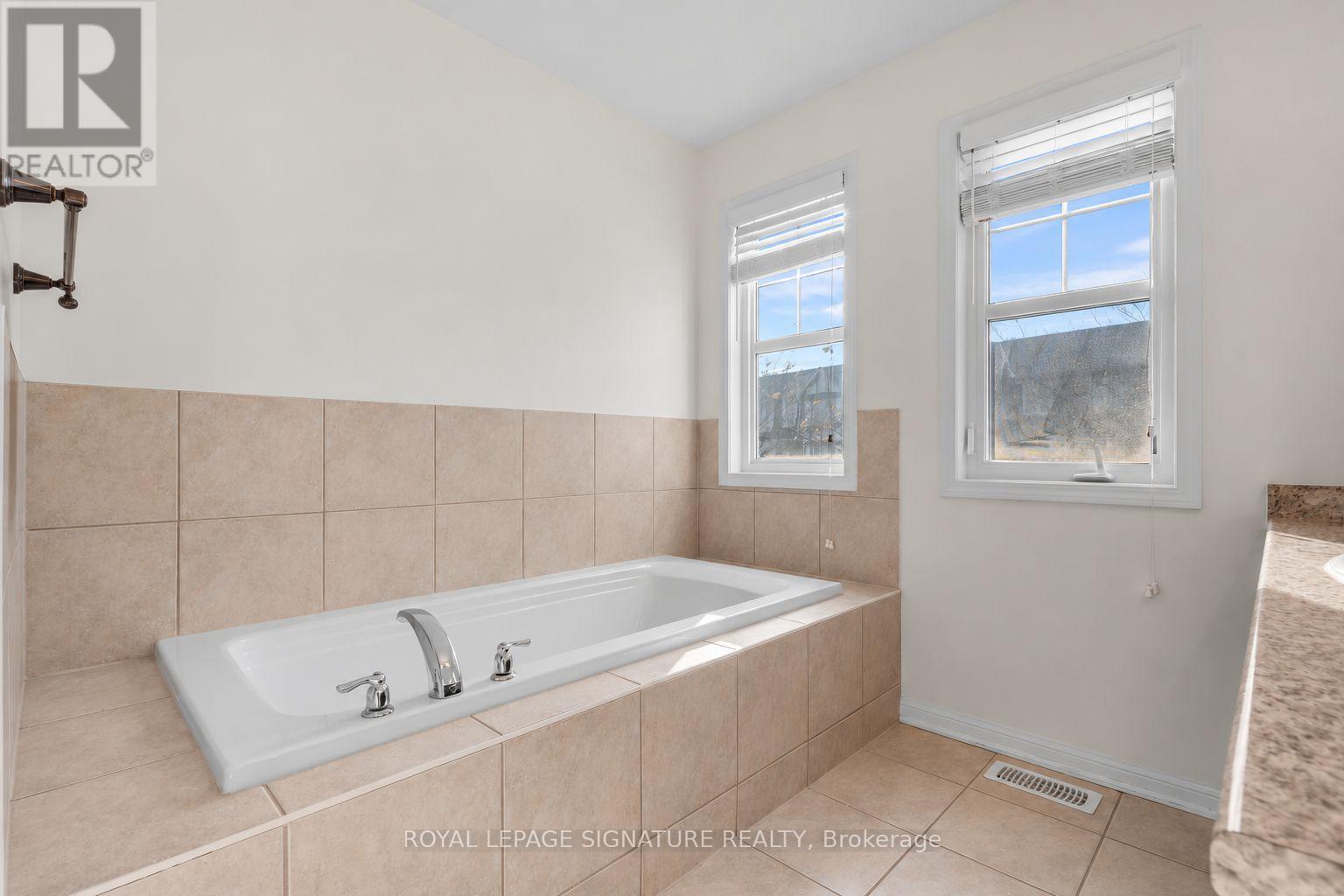 2 Poppythorn Road, Brampton (fletcher's Meadow), Ontario