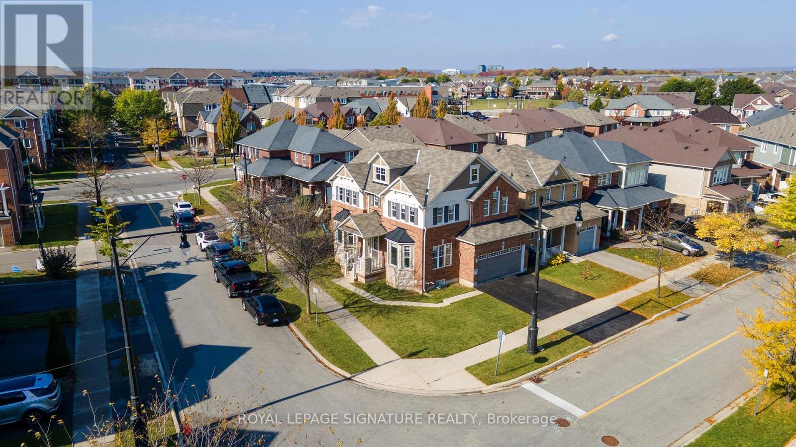 2 Poppythorn Road, Brampton (fletcher's Meadow), Ontario