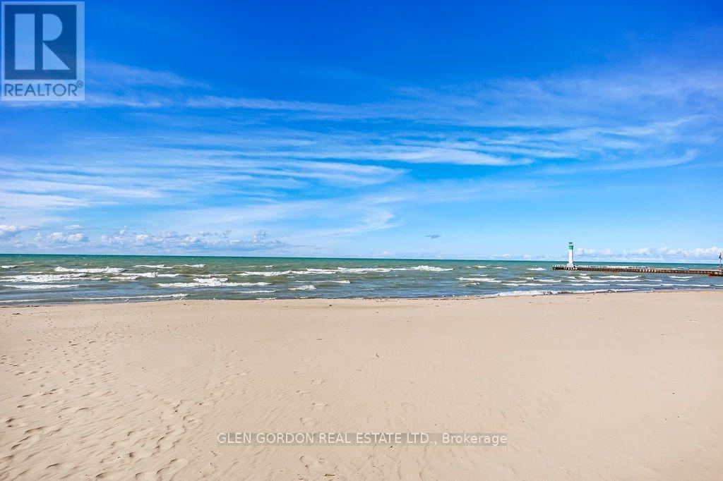 10282 Birch Lane, Lambton Shores (grand Bend), Ontario