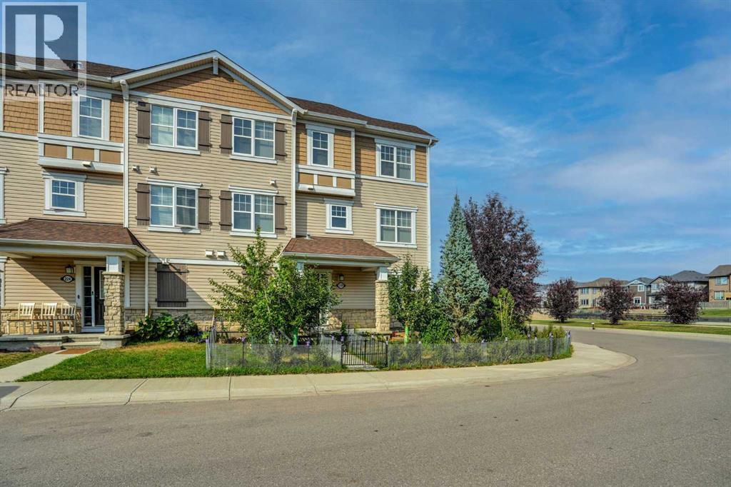 220 Windford Crescent Sw, Airdrie, Alberta
