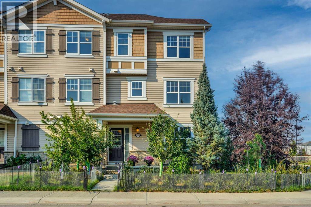 220 Windford Crescent Sw, Airdrie, Alberta