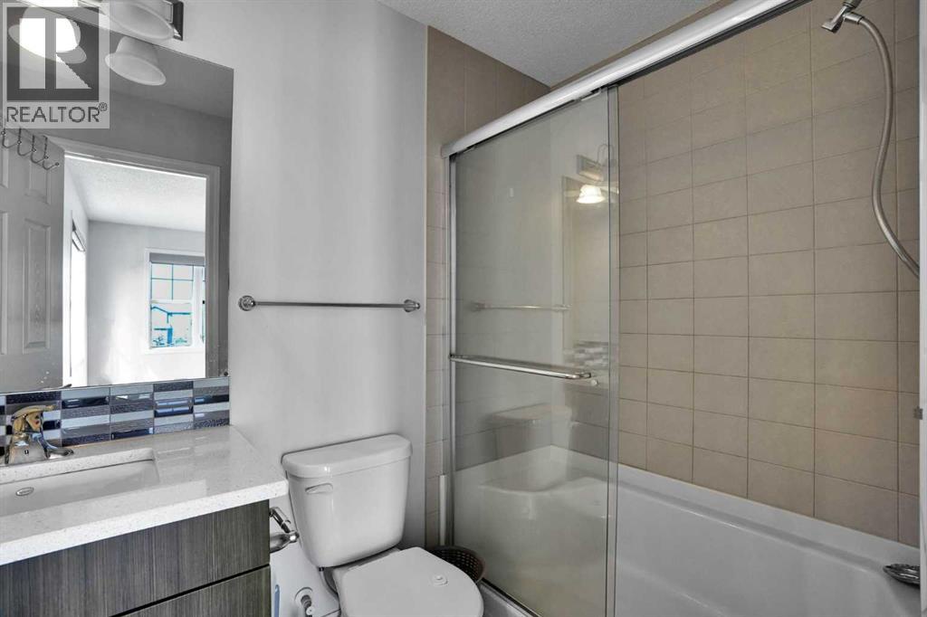 220 Windford Crescent Sw, Airdrie, Alberta