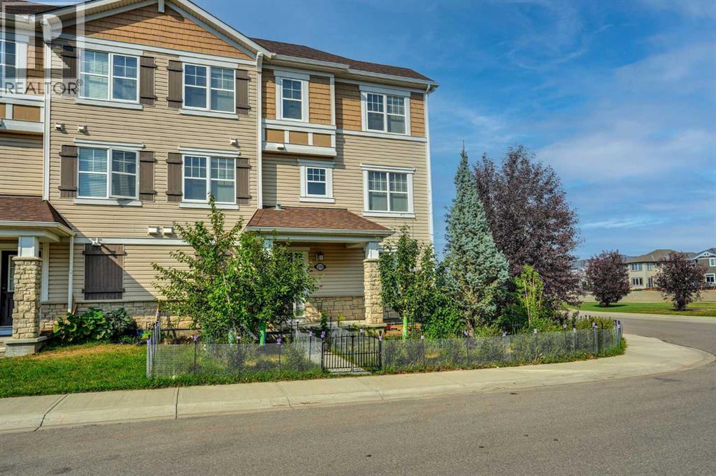 220 Windford Crescent Sw, Airdrie, Alberta