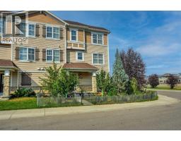 220 Windford Crescent SW