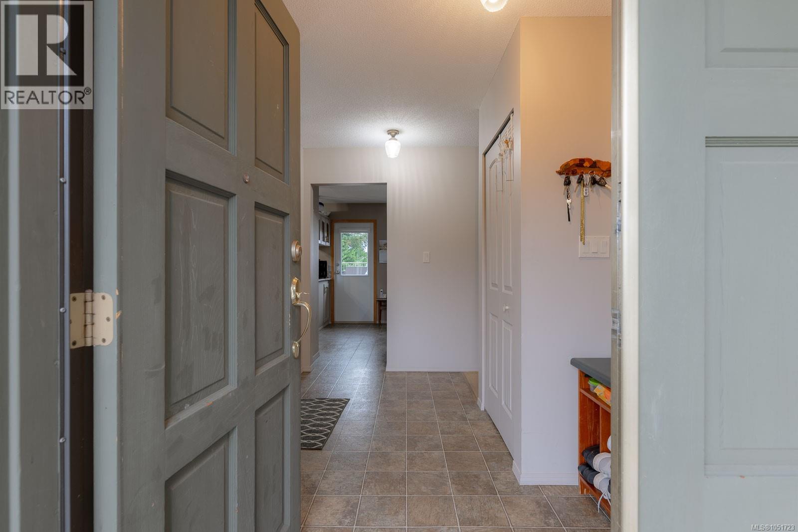 551 Birch St S, Campbell River, British Columbia